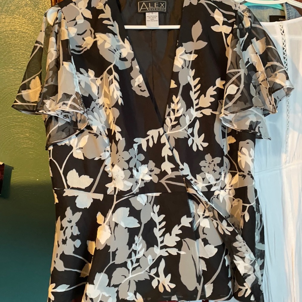 Black and White Floral Top